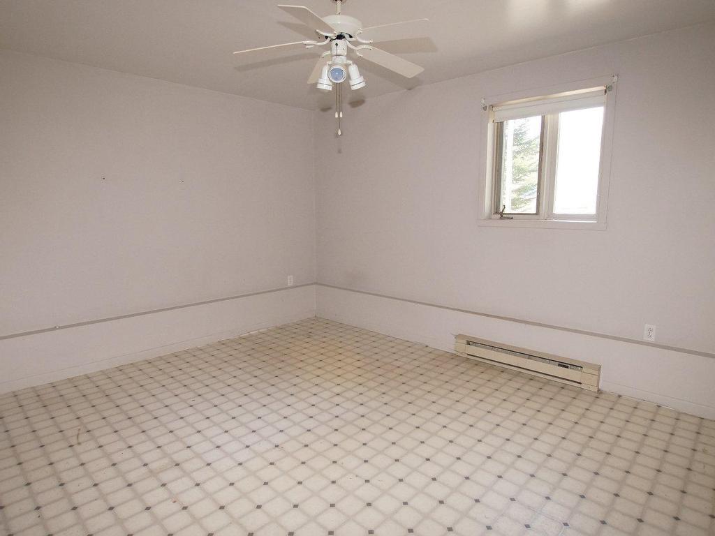 









36


1re rue Bastien

,
Saint-Alphonse-Rodriguez,




QC
J0K1W0

