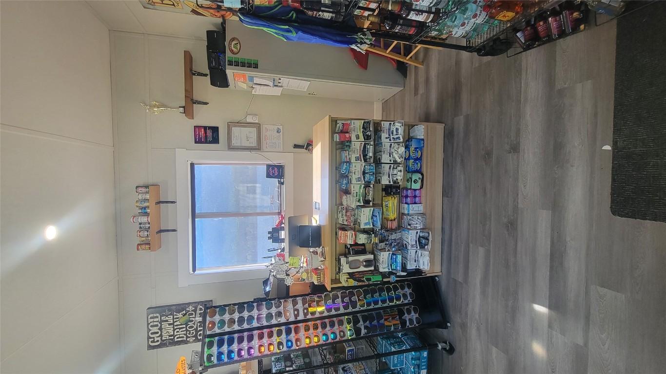 









1142


Seymour arm bay road

Road,
Seymour Arm,




BC
V0E 2V2

