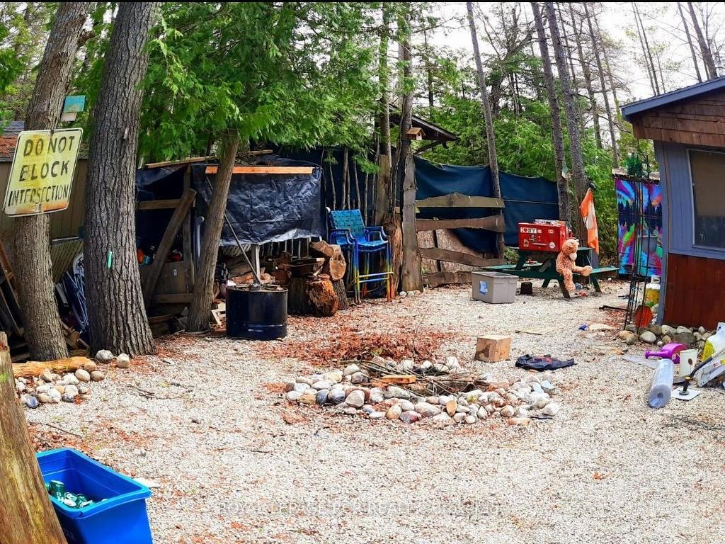 









502141


Concession 10 NDR

N/A, Lot 40,
West Grey,




ON
N0G 1S0

