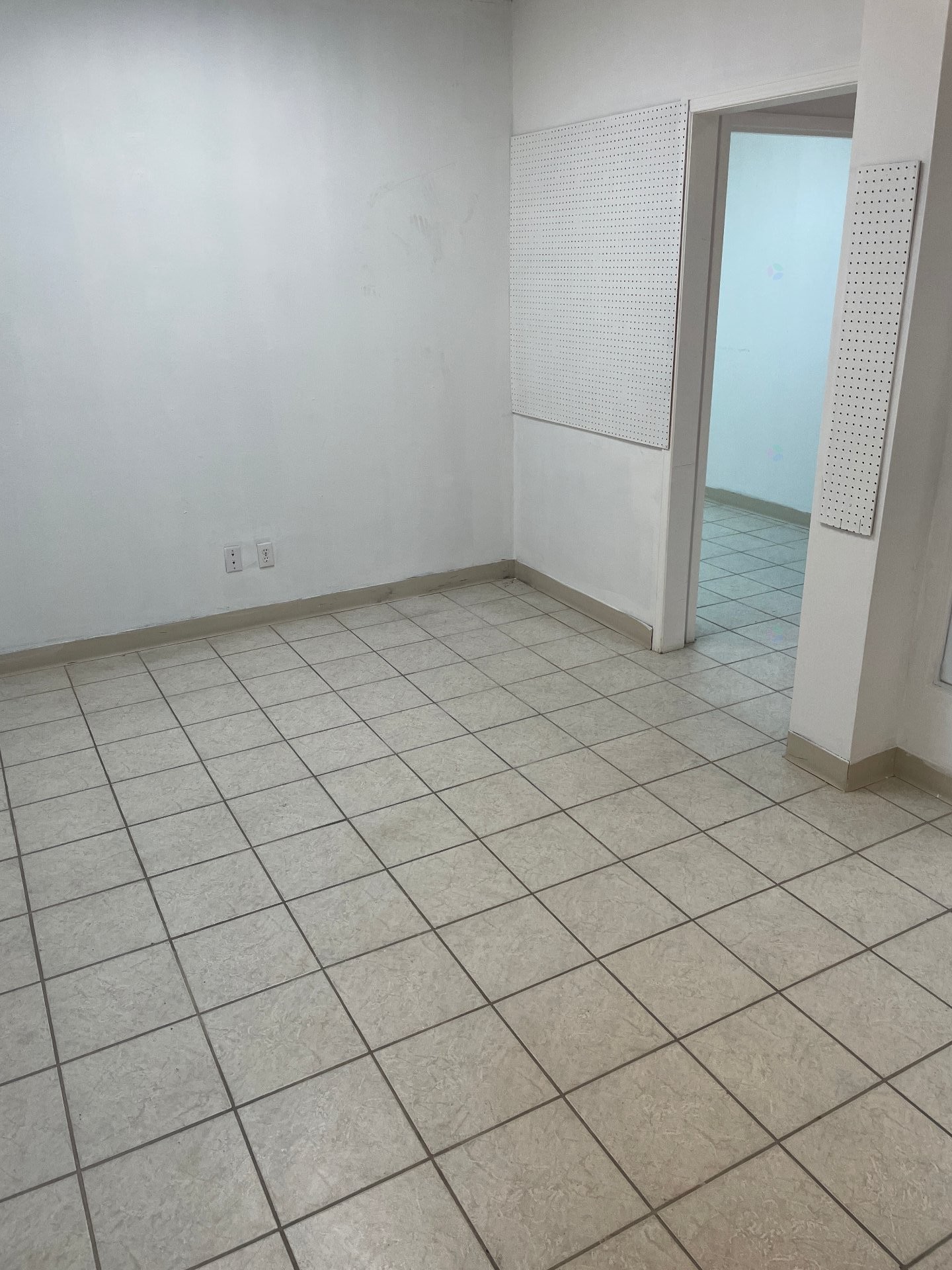 









18

 - 20


Rue Turgeon

,
Sainte-Thérèse,




QC
J7E3H3

