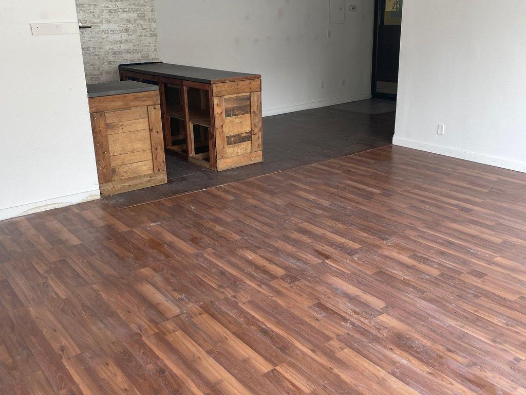 









18

 - 20


Rue Turgeon

,
Sainte-Thérèse,




QC
J7E3H3

