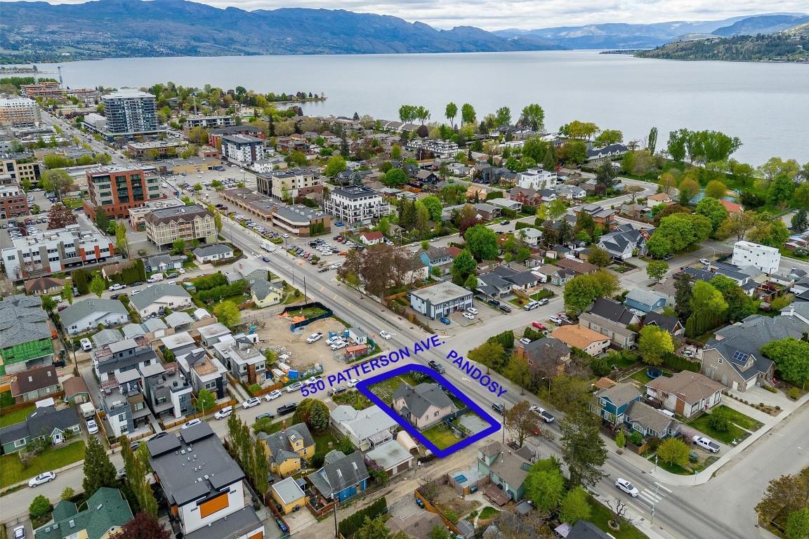 









530


Patterson

Avenue,
Kelowna,




BC
V1Y 5C6

