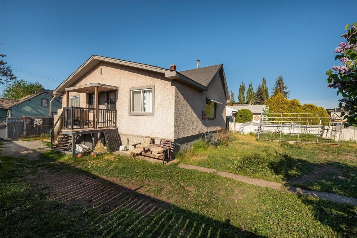 









530


Patterson

Avenue,
Kelowna,




BC
V1Y 5C6

