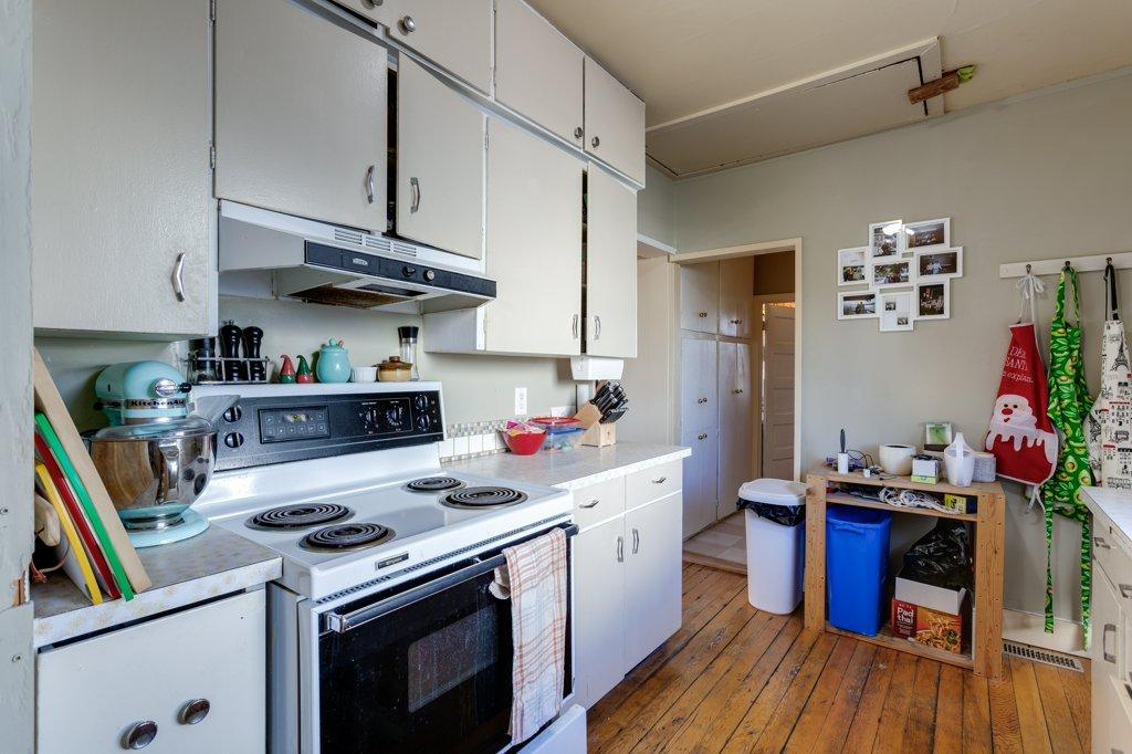 









530


Patterson

Avenue,
Kelowna,




BC
V1Y 5C6

