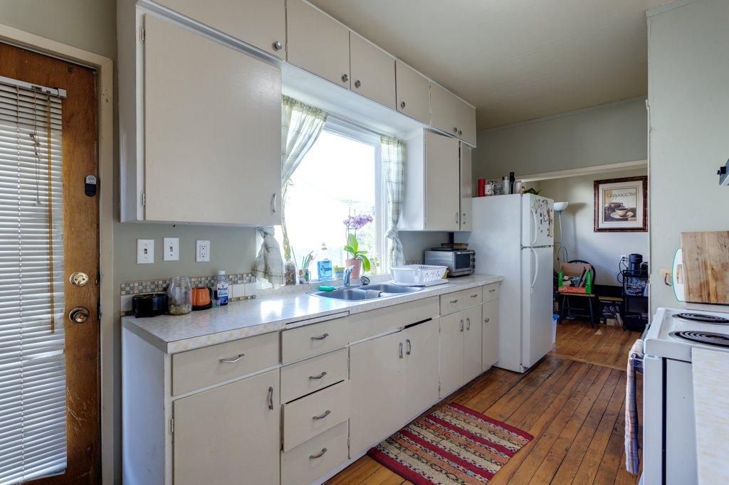 









530


Patterson

Avenue,
Kelowna,




BC
V1Y 5C6

