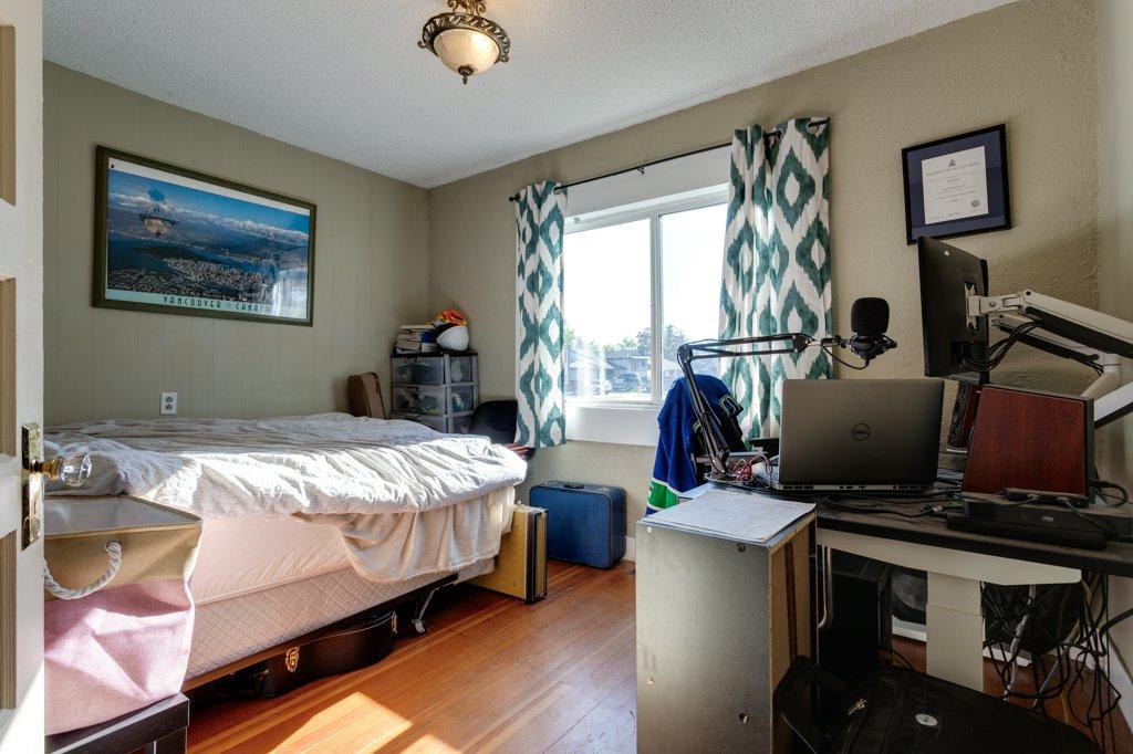 









530


Patterson

Avenue,
Kelowna,




BC
V1Y 5C6


