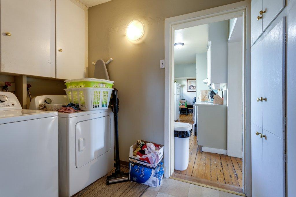 









530


Patterson

Avenue,
Kelowna,




BC
V1Y 5C6

