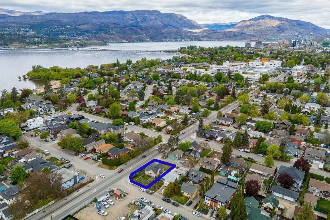 









530


Patterson

Avenue,
Kelowna,




BC
V1Y 5C6

