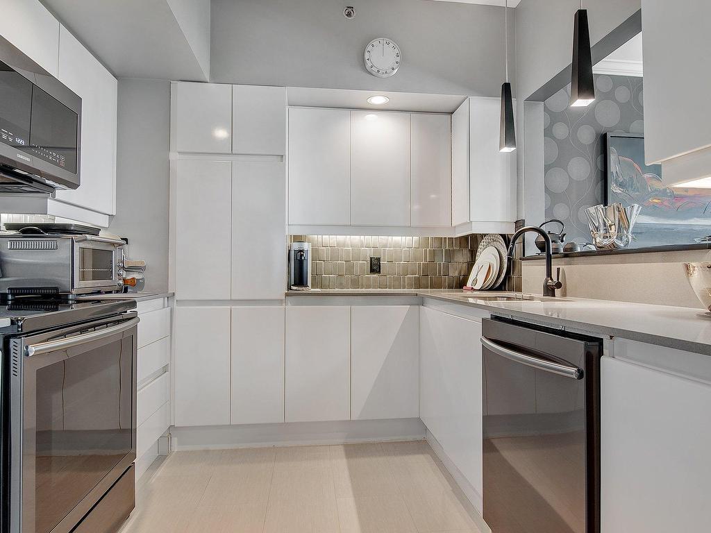









4450


Prom. Paton

, 1111,
Laval (Chomedey),




QC
H7W5J7

