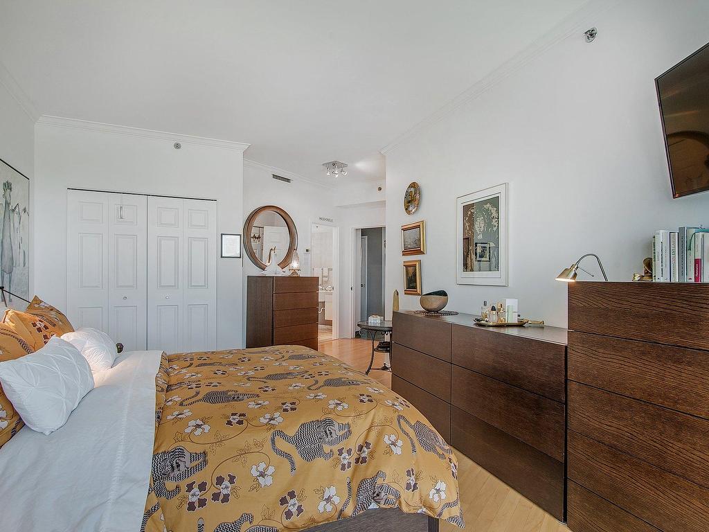 









4450


Prom. Paton

, 1111,
Laval (Chomedey),




QC
H7W5J7

