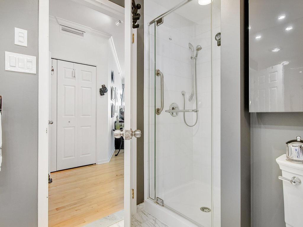 









4450


Prom. Paton

, 1111,
Laval (Chomedey),




QC
H7W5J7

