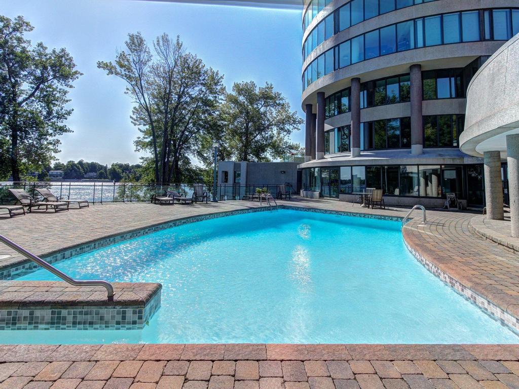 









4450


Prom. Paton

, 1111,
Laval (Chomedey),




QC
H7W5J7

