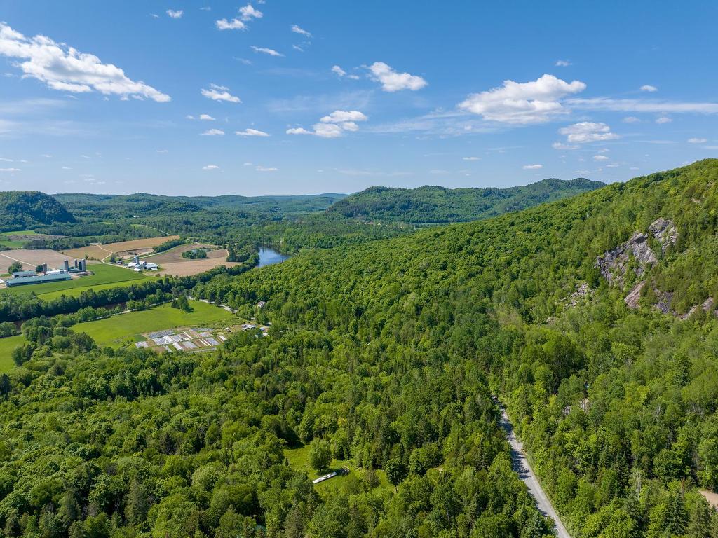 












Mtée Fortier

,
Mont-Tremblant,







QC
J8E2E1

