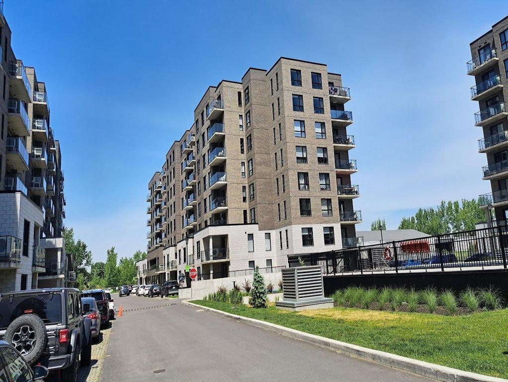 









1431


Av. de la Gare

, 505,
Mascouche,




QC
J7K3C7

