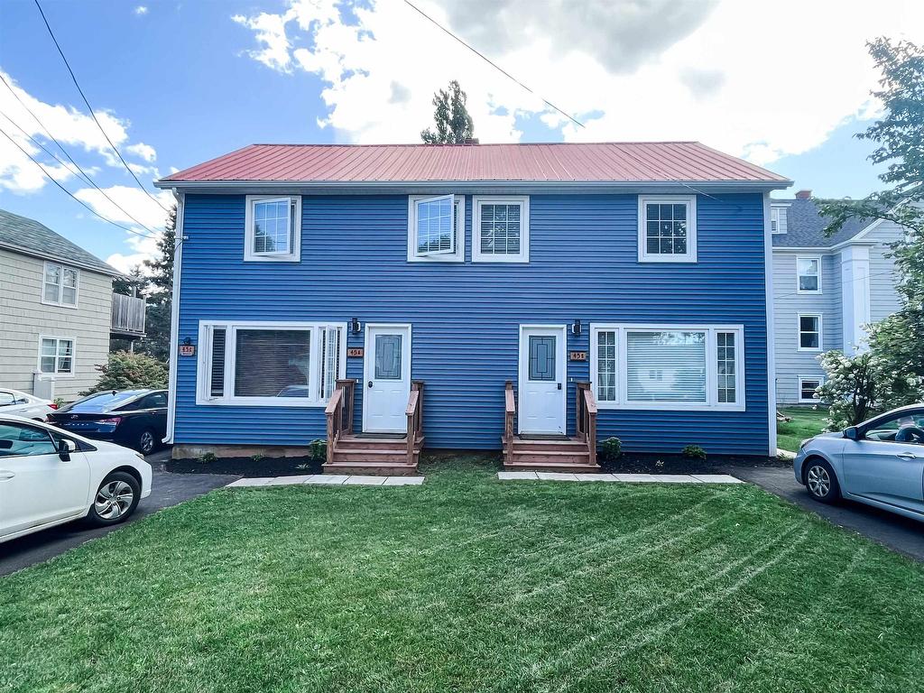 












45 York Lane

,
Charlottetown,




PE
C1A 2A5

