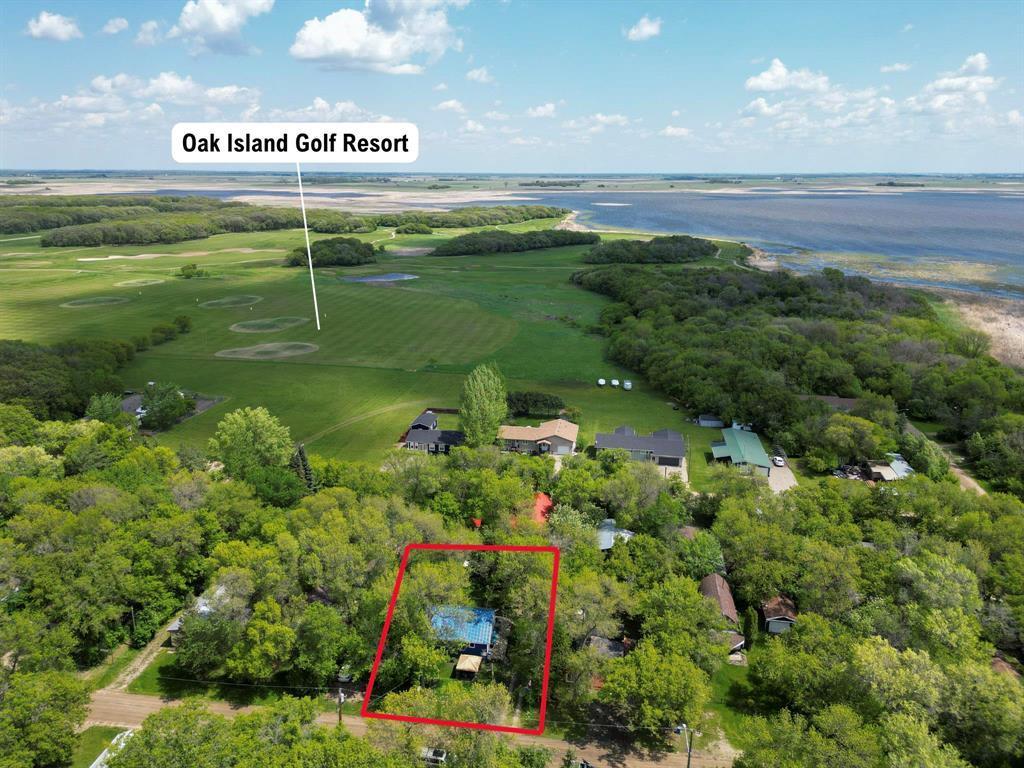 












330 Oak Drive

,
Oak Lake Beach,




Manitoba
R0M1P0


