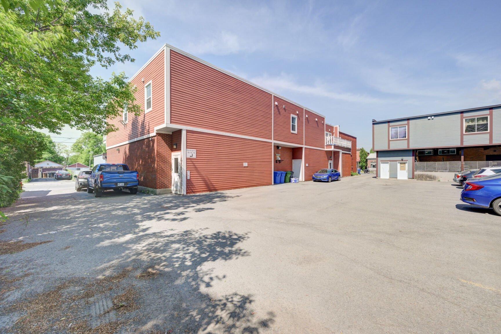 









168

 - 172


Boul. Ste-Anne

,
Sainte-Anne-des-Plaines,




QC
J0N1H0

