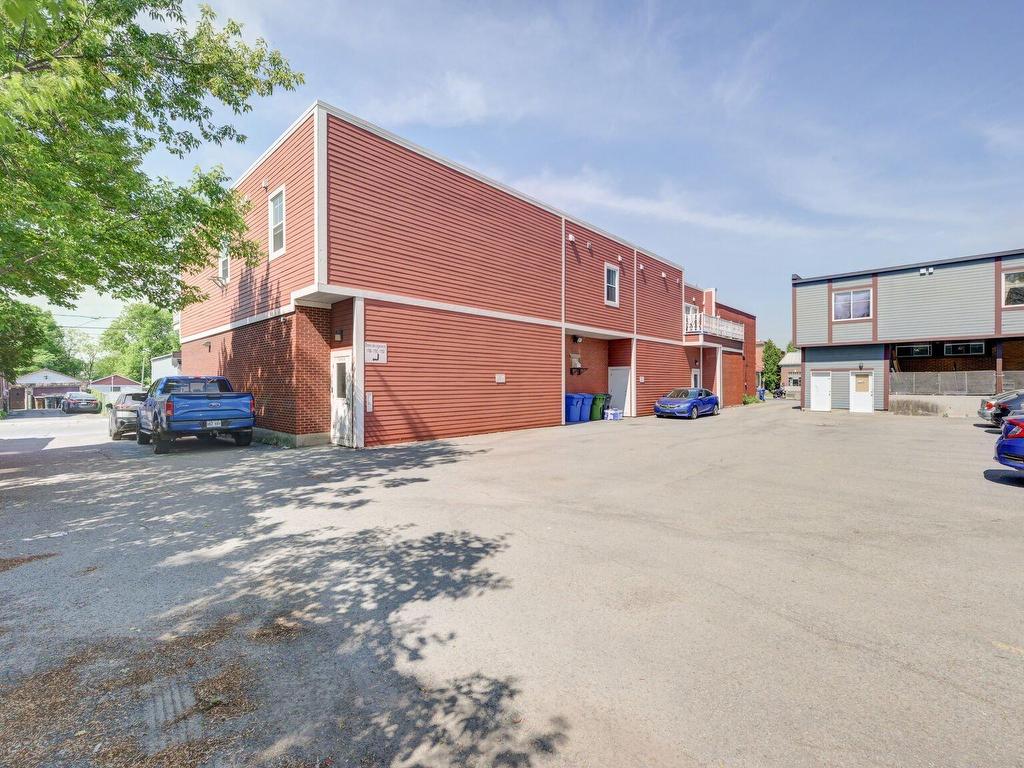 









168

 - 172


Boul. Ste-Anne

,
Sainte-Anne-des-Plaines,




QC
J0N1H0

