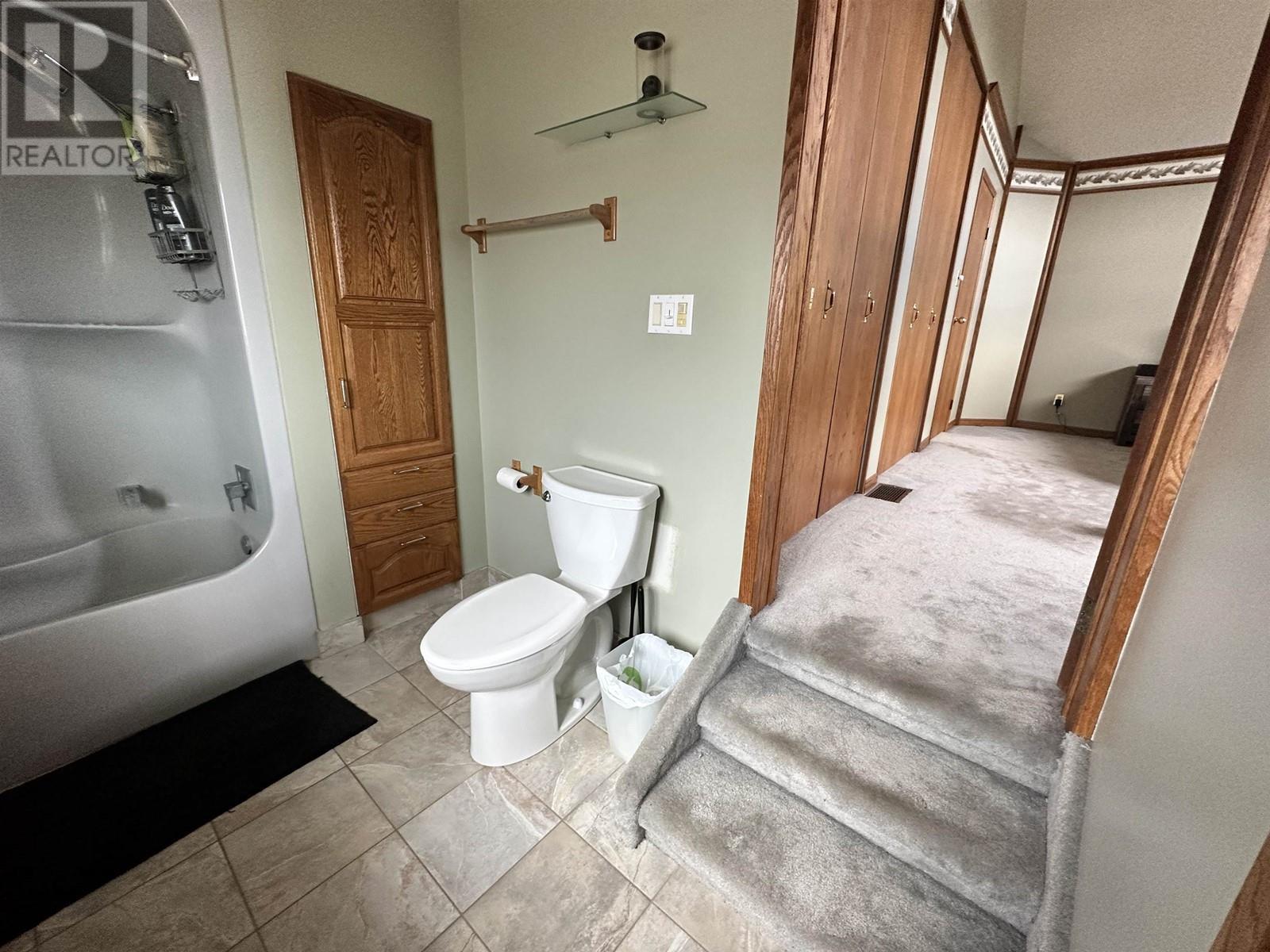 












5516 MINNAKER CRESCENT

,
Fort Nelson,




British Columbia
V0C1R0

