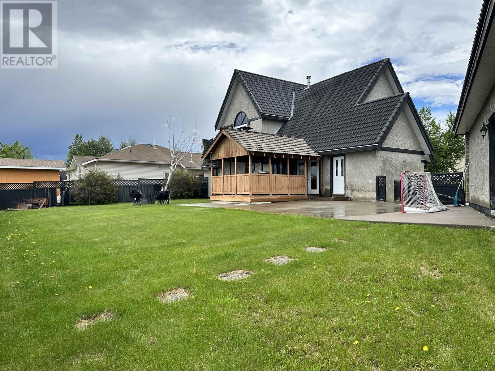 












5516 MINNAKER CRESCENT

,
Fort Nelson,




British Columbia
V0C1R0

