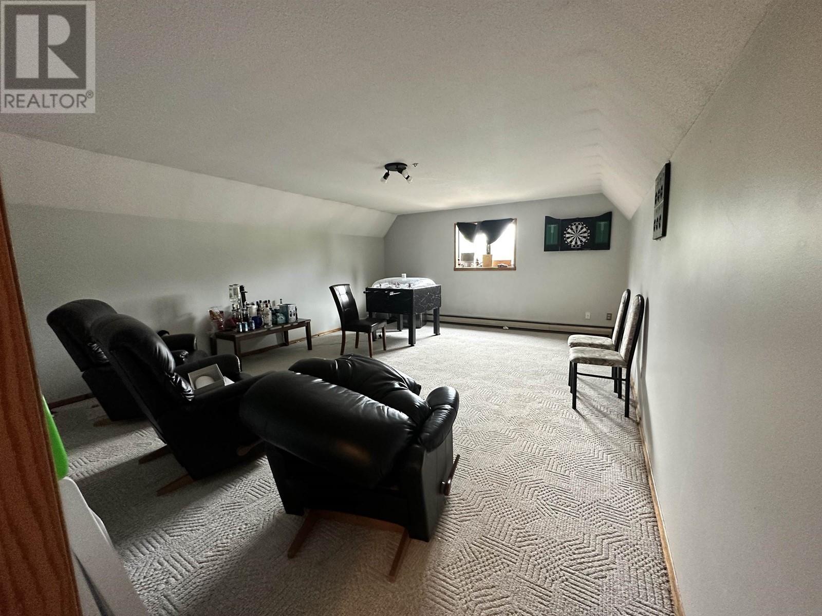 












5516 MINNAKER CRESCENT

,
Fort Nelson,




British Columbia
V0C1R0

