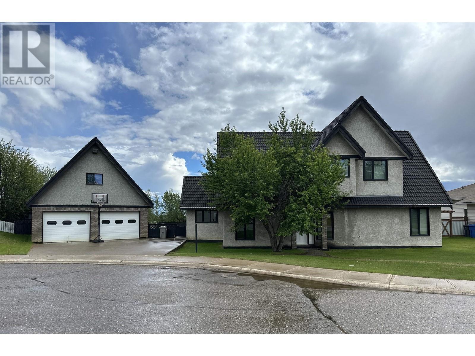 












5516 MINNAKER CRESCENT

,
Fort Nelson,




British Columbia
V0C1R0

