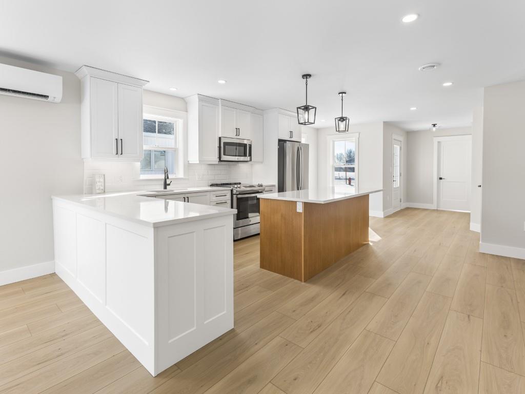 












139 Key Avenue

,
Summerside,




PE
C1N 6G3


