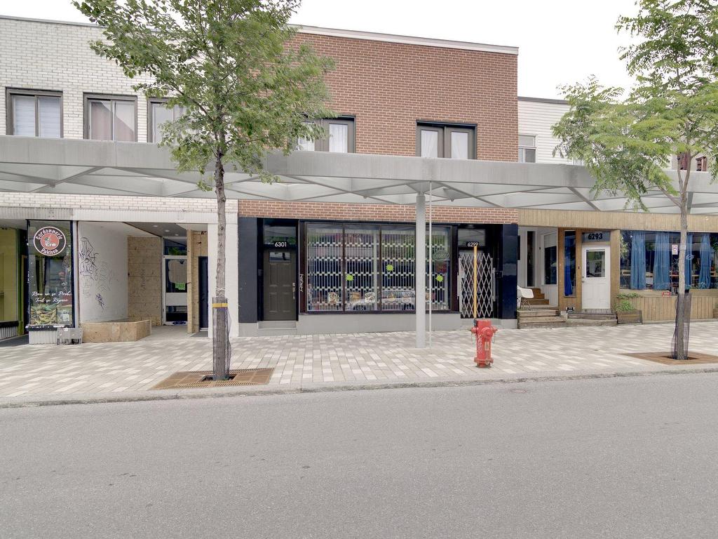 









6299

 - 6301


Rue St-Hubert

,
Montréal (Rosemont/La Petite-Patrie),




QC
H2S2L9

