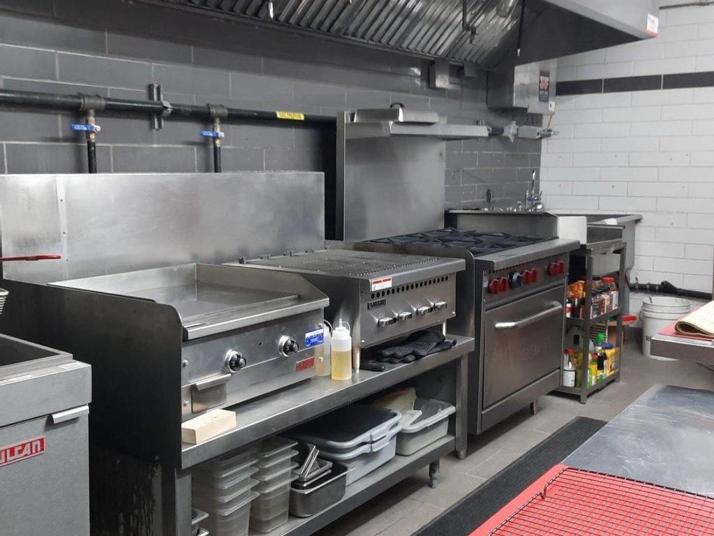 









6299

 - 6301


Rue St-Hubert

,
Montréal (Rosemont/La Petite-Patrie),




QC
H2S2L9

