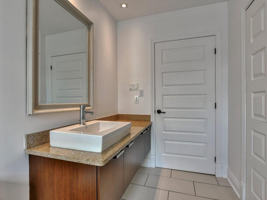 









2800


Rue des Francs-Bourgeois

,
Boisbriand,




QC
J7H0B7

