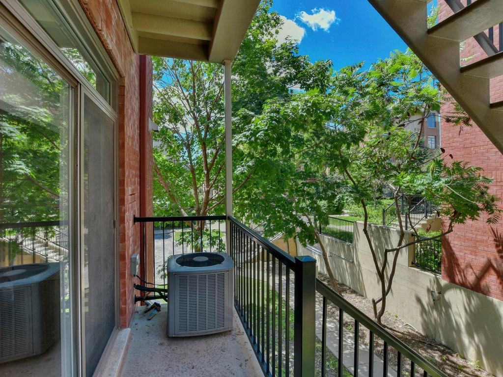 









2800


Rue des Francs-Bourgeois

,
Boisbriand,




QC
J7H0B7

