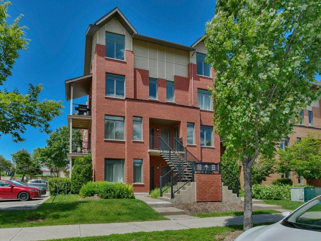 









2800


Rue des Francs-Bourgeois

,
Boisbriand,




QC
J7H0B7


