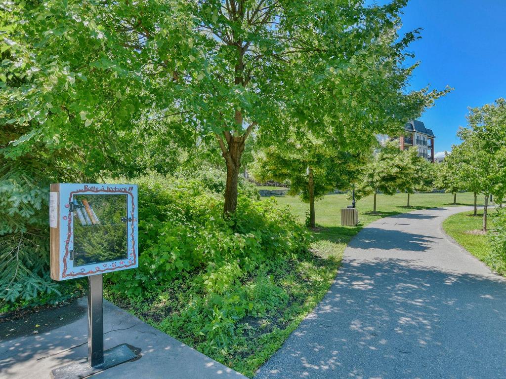 









2800


Rue des Francs-Bourgeois

,
Boisbriand,




QC
J7H0B7

