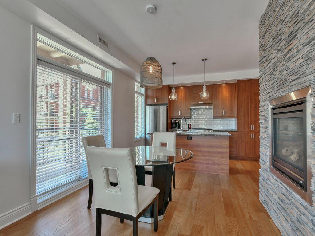 









2800


Rue des Francs-Bourgeois

,
Boisbriand,




QC
J7H0B7

