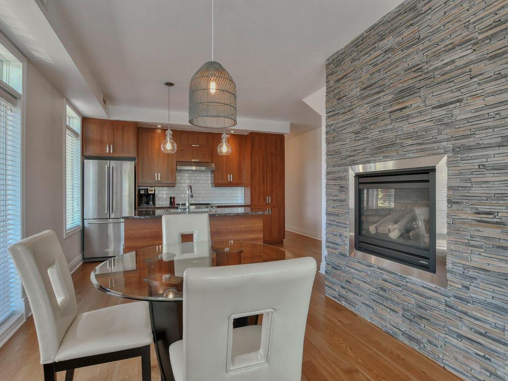









2800


Rue des Francs-Bourgeois

,
Boisbriand,




QC
J7H0B7

