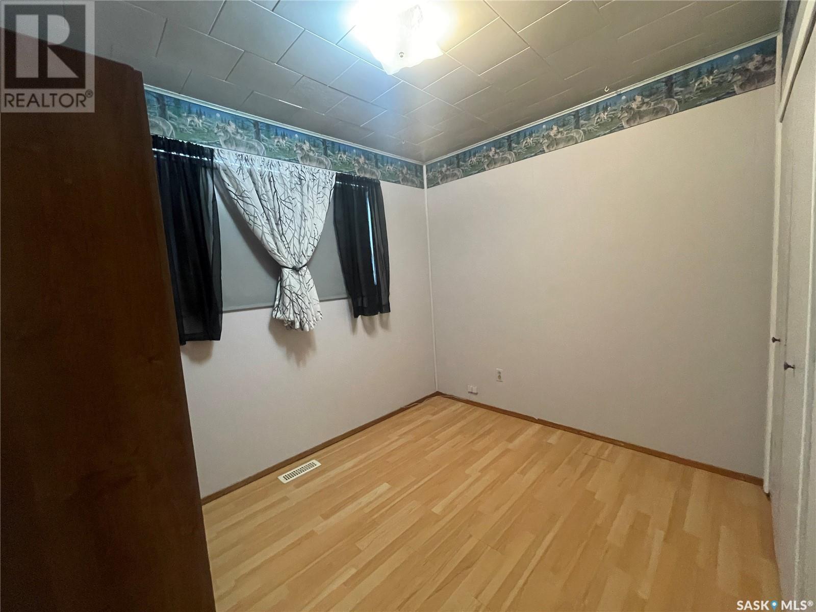 












22 West ROAD

,
Kindersley,




Saskatchewan
S0L1S1


