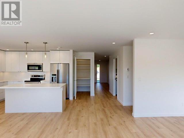 












7271 EDGEHILL CRESCENT

,
Powell River,




British Columbia
V8A0V8

