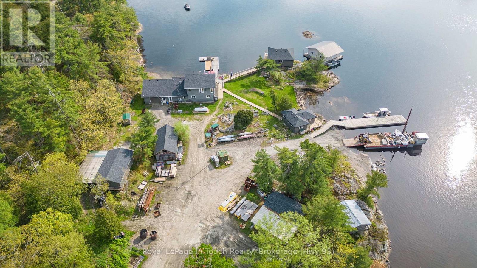 












B55-19 MOON ISLAND

,
The Archipelago (Archipelago South),




Ontario
P2A1T4

