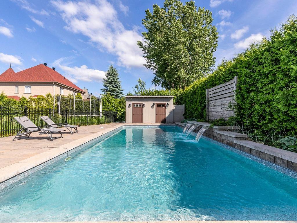 









3920


Rue Leningrad

,
Brossard,




QC
J4Y3J6

