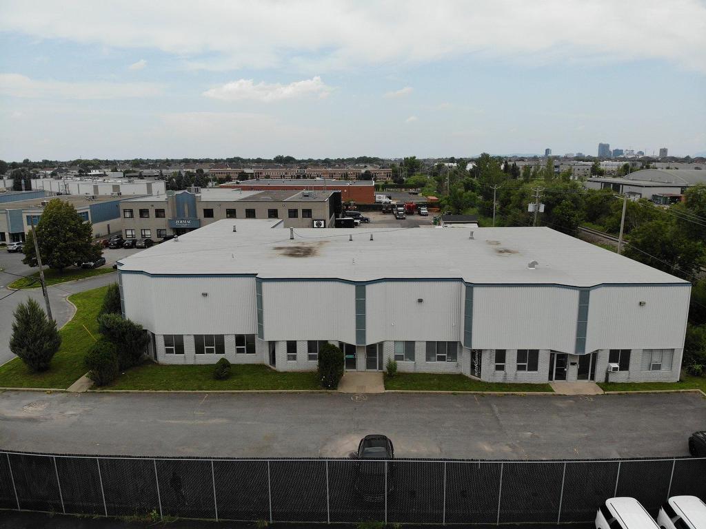 









3695


Rue Isabelle

,
Brossard,




QC
J4Y2R2

