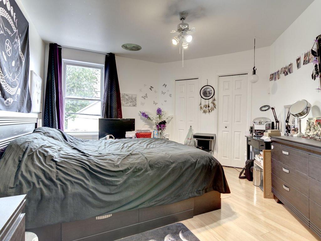 









192

 - 196


Rue St-Joseph

,
Saint-Jérôme,




QC
J7Y2N3

