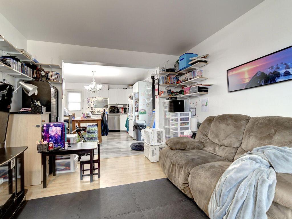 









192

 - 196


Rue St-Joseph

,
Saint-Jérôme,




QC
J7Y2N3


