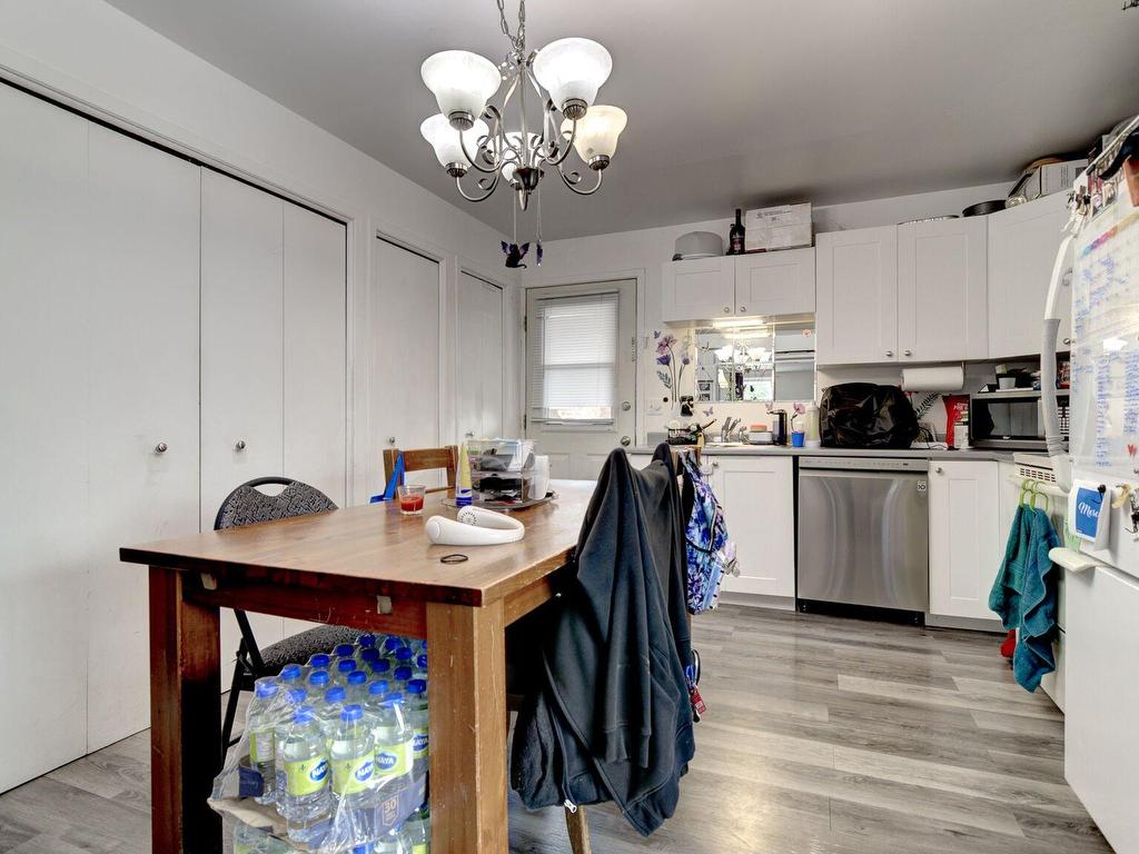 









192

 - 196


Rue St-Joseph

,
Saint-Jérôme,




QC
J7Y2N3

