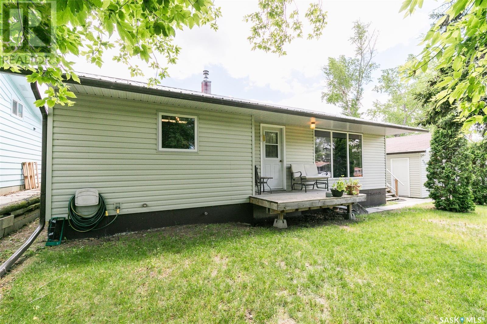 












400 Lonsdale STREET

,
Luseland,




Saskatchewan
S0L2A0

