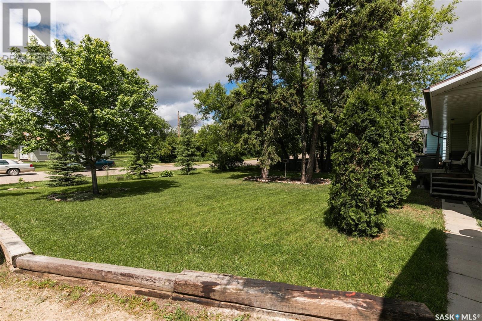 












400 Lonsdale STREET

,
Luseland,




Saskatchewan
S0L2A0

