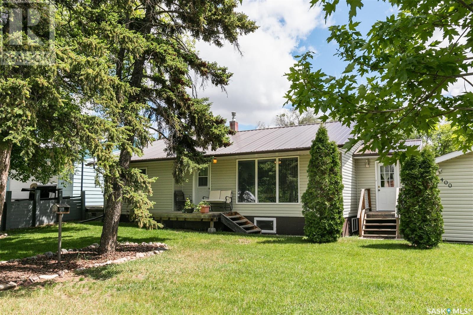 












400 Lonsdale STREET

,
Luseland,




Saskatchewan
S0L2A0


