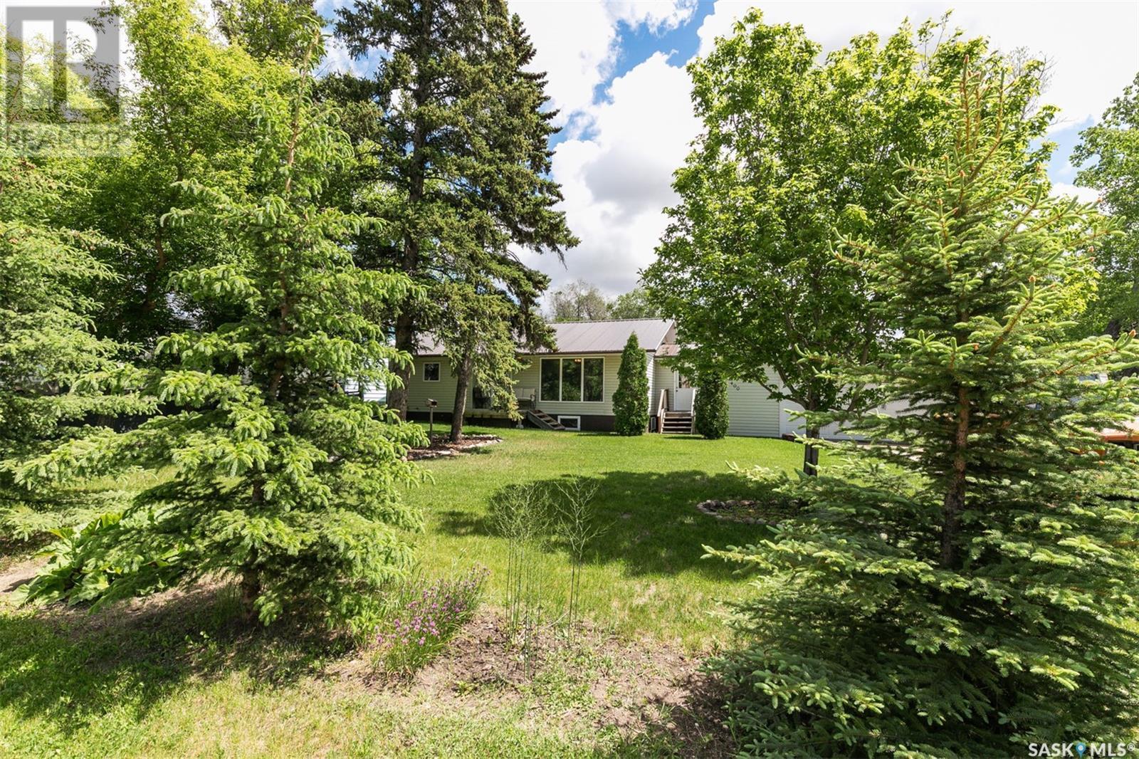 












400 Lonsdale STREET

,
Luseland,




Saskatchewan
S0L2A0

