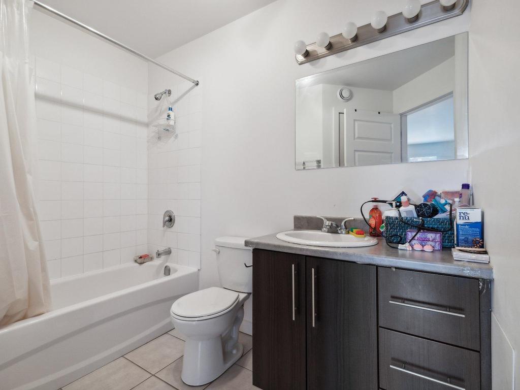 









172Z


Rue Eddy

,
Gatineau (Hull),




QC
J8X2W9

