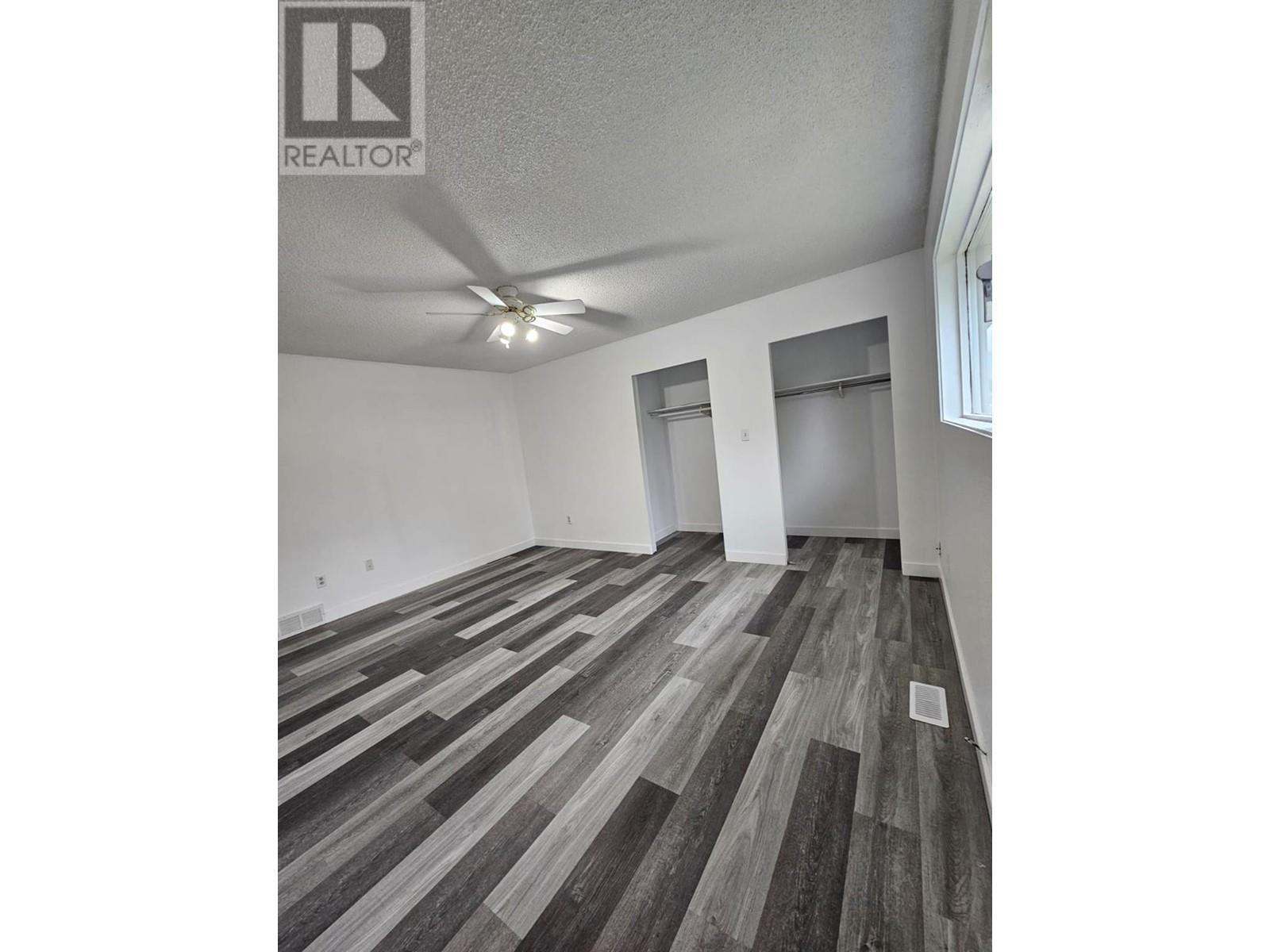












219 COTTONWOOD Crescent

,
Tumbler Ridge,




British Columbia
V0C2W0

