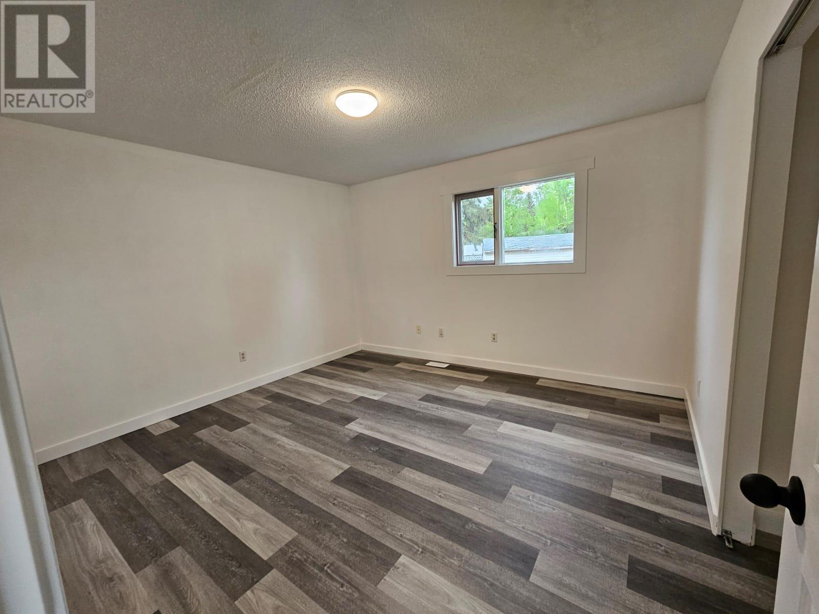 












219 COTTONWOOD Crescent

,
Tumbler Ridge,




British Columbia
V0C2W0

